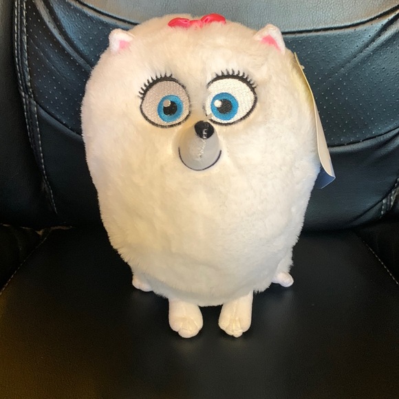 The Secret Life of Pets 2 Gidget Plush 9” - Picture 1 of 3